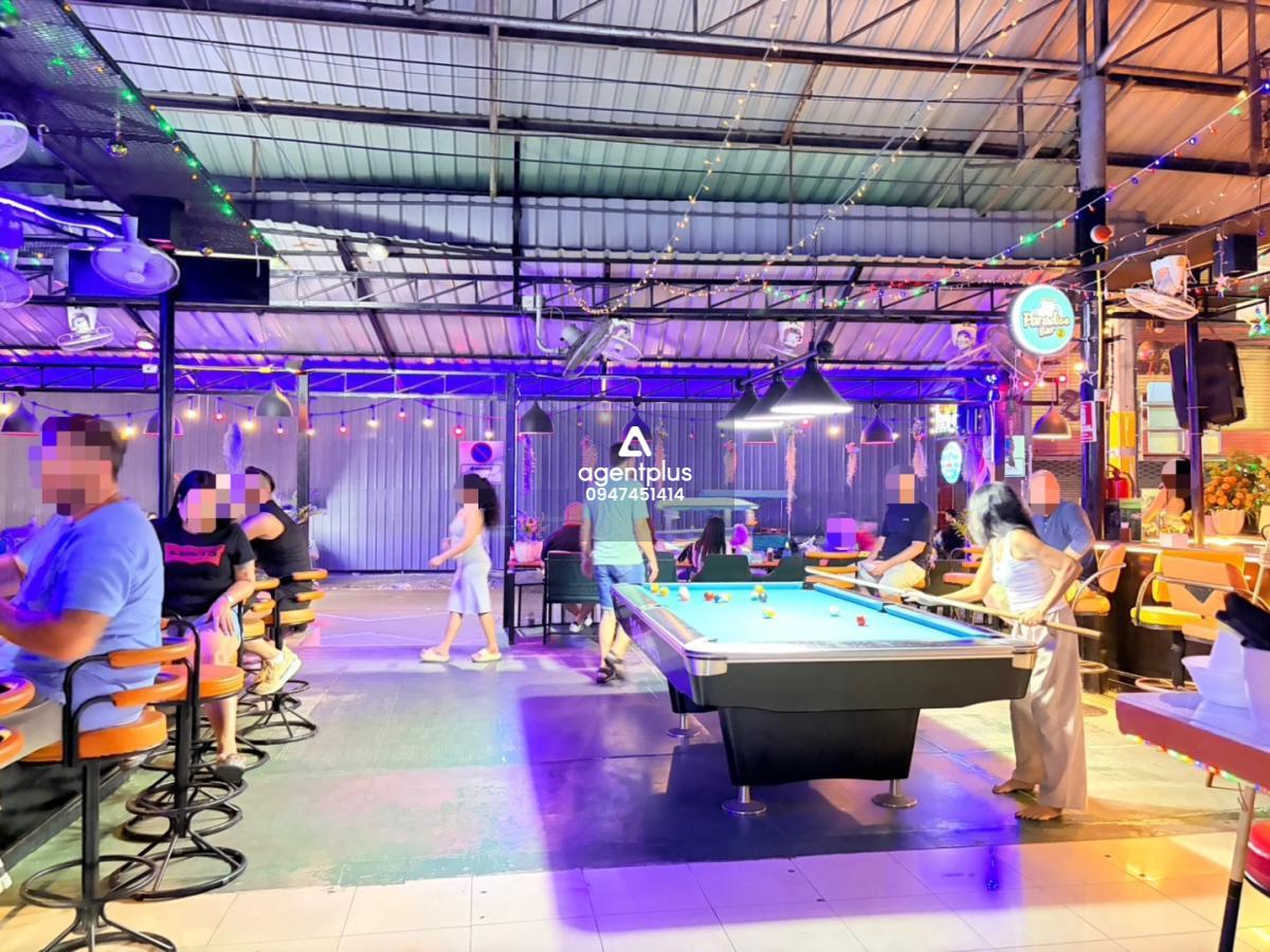 เซ้ง!! ธุรกิจบาร์เบียร์ ทำเลทอง ซอยบัวขาว-พัทยา บาร์เบียร์ทั้งโซน 3 บาร์พร้อมวงดนตรีสด ติดหน้าถนนบัวขาว ใกล้โรงแรม ใกล้ตลาดบัวขาว 