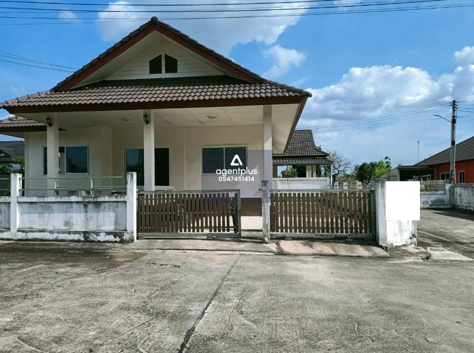 วโรรส 1 นิคมพัฒนา บ้านเดี่ยวชั้นเดียว การคมนาคมสะดวก ทำเลที่ตั้งอยู่ในแหล่งชุมชน