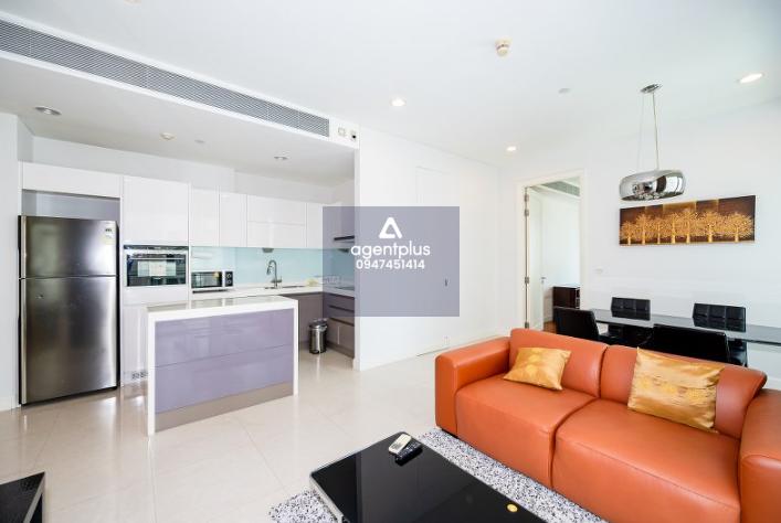 คอนโด คิว หลังสวน  หรูใจกลางลุมพินี พร้อมอยู่ ทำเลพรีเมียมระดับลักชัวรี