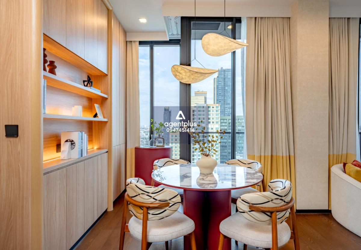 คอนโดหรู เอสทีค ทองหล่อ ใจกลางทองหล่อ พร้อมอยู่ ความสะดวกสบายครบ