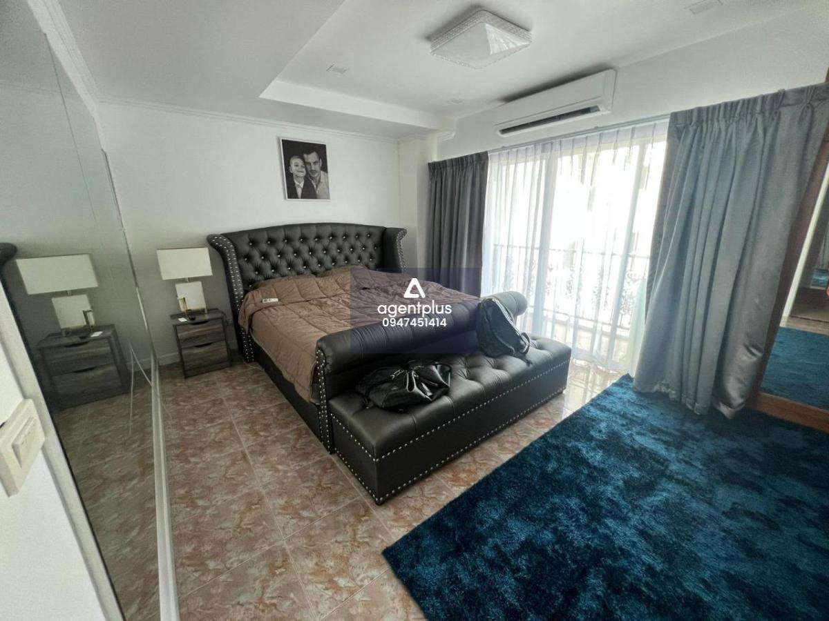 # Siam Oriental Pratumnak 3 ชั้น 71 ตรม 1 bed วิวเมืองต่างประเทศ