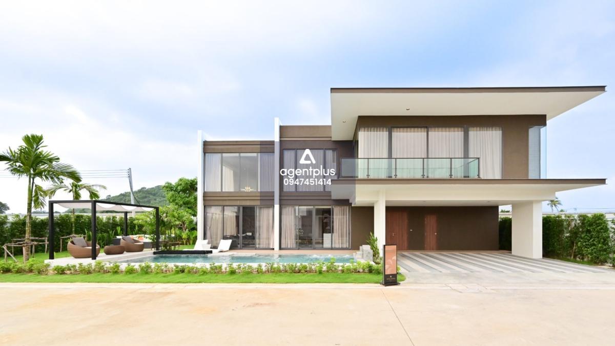 ไฮแลนด์ พาร์ค พูลวิลล่า พัทยาหรูใจกลางพัทยา! สไตล์โมเดิร์น พร้อมสระว่ายน้ำส่วนตัว ใกล้สุขุมวิท