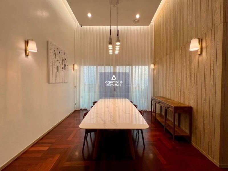 #ขาย เช่า คอนโดริมชายหาด นาจอมเทียน วิวทะเล คอนโด Moving pick พัทยา