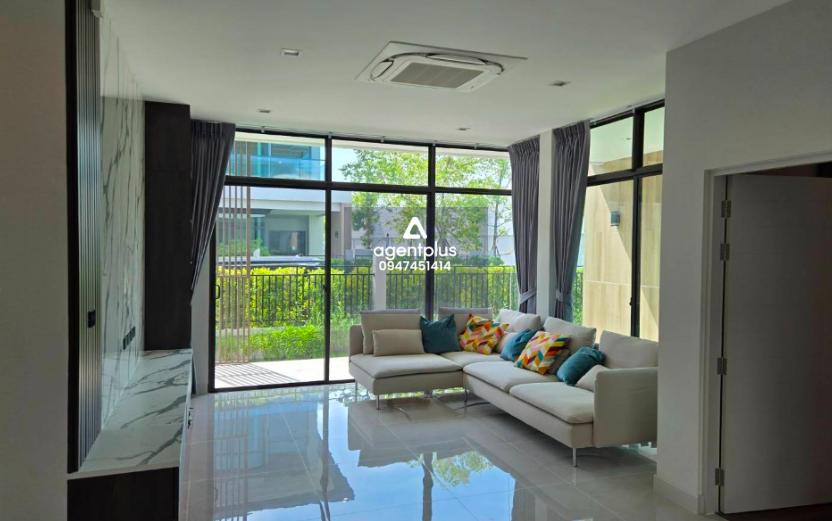 ให้เช่า บ้านเดี่ยวหลังใหญ่ บางกอก บูเลอวาร์ด บางนา กม.5 ตกแต่งเฟอร์นิเจอร์ครบ