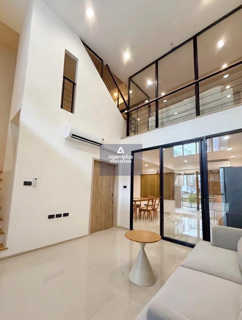 🏡✨ ให้เช่า ทาวน์โฮมหลังมุม 3.5 ชั้น โครงการ Shizen พัฒนาการ 32 – บ้านใหม่ เฟอร์ใหม่ทั้งหลัง