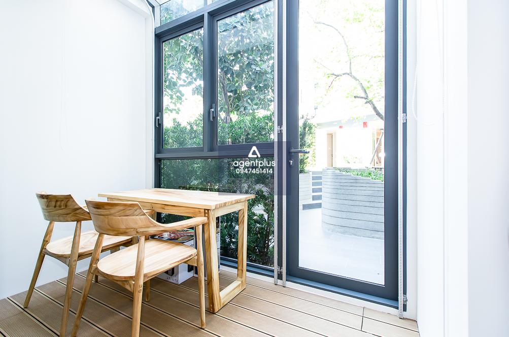 คอนโดพร้อมอยู่ ทากะ เฮาส์ ใกล้ BTS เอกมัย