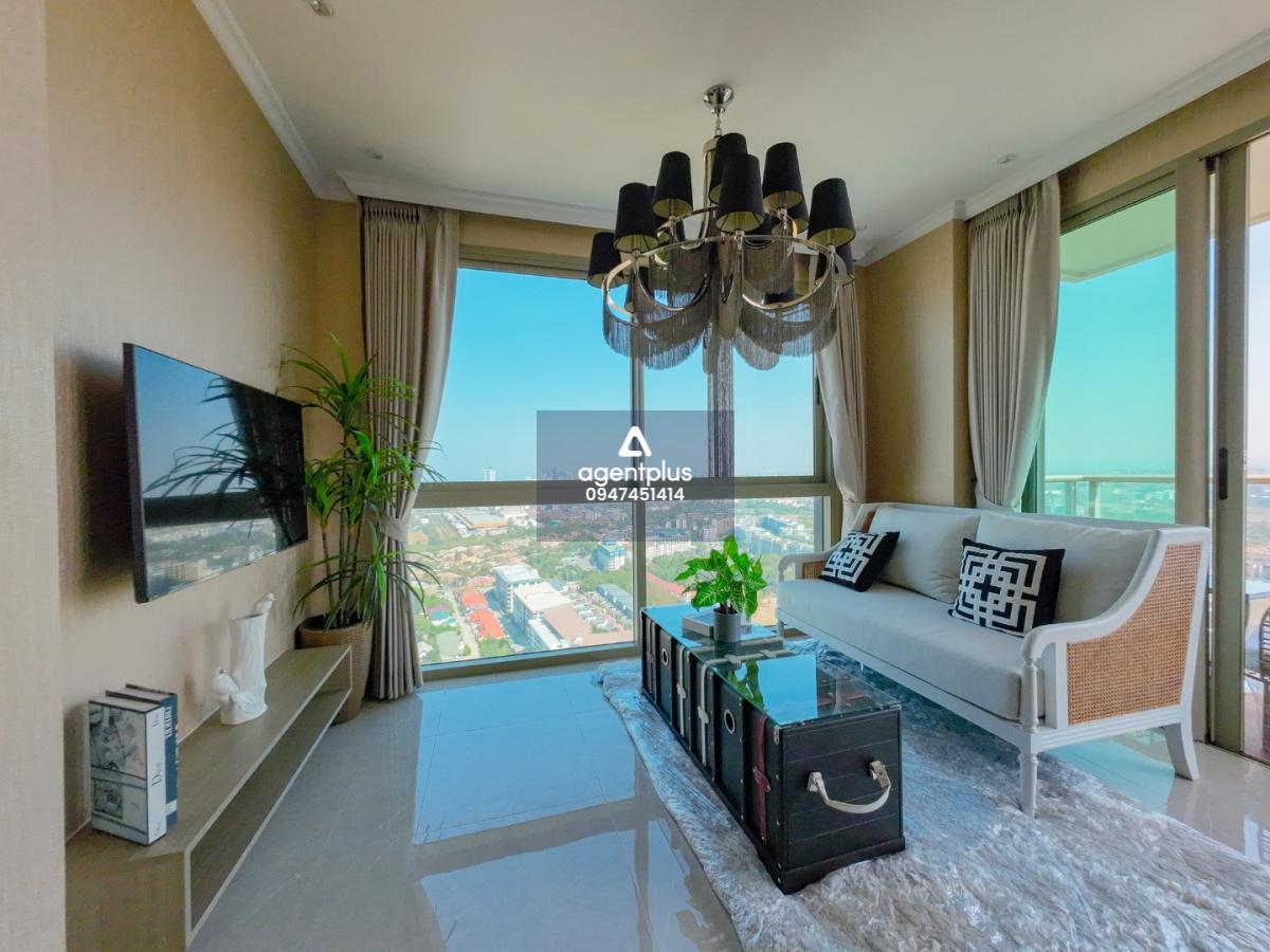 ขายคอนโดวิวเมืองพัทยาและทะเล เดอะ ริเวียร่า โอเชี่ยน ไดร์ฟ พร้อมอยู่