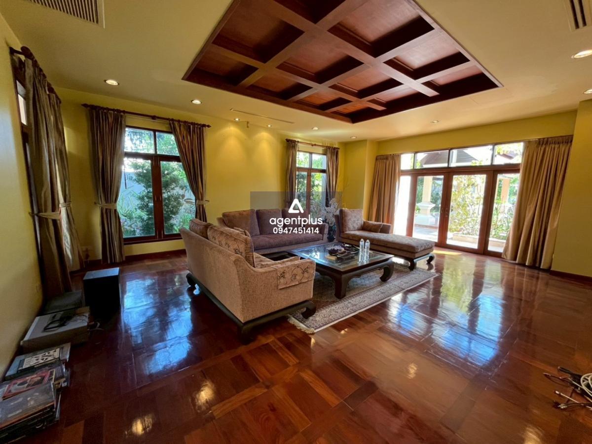 ขายวิลล่าหัวมุมหรู View Talay Marina – นาจอมเทียน