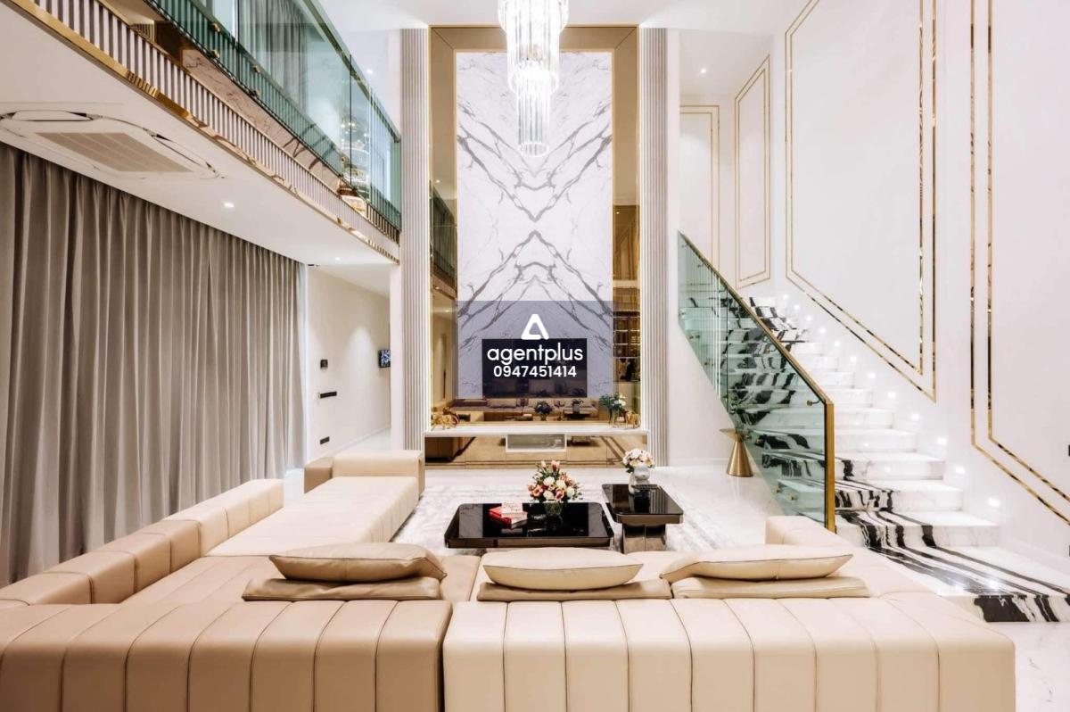 ขายบ้านหรู พูลวิลล่า ใกล้ทะเลจอมเทียน