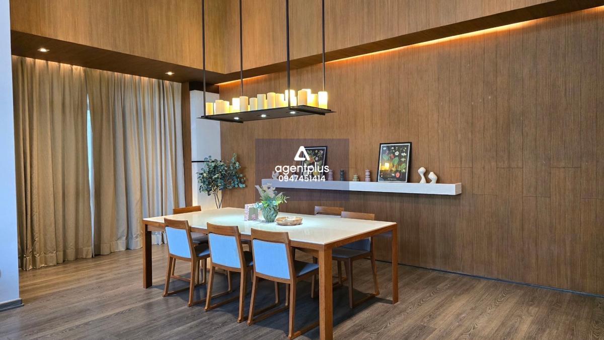 ให้เช่าคอนโด เดอะเครสท์ ร่วมฤดี (BTS เพลินจิต) กรุงเทพฯ รับลูกค้าทุกสัญชาติ ขอไม่เลี้ยงสัตว์ / ไม่สูบบุหรี่