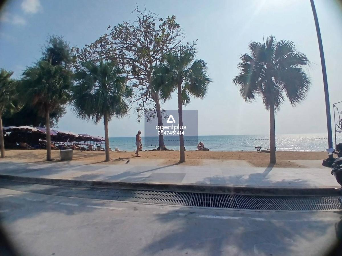 คฤหาสน์หรู 3 ชั้น มูลค่า 165 ล้านบาท  ออกแบบโดยสถาปนิกระดับประเทศกว่า 20 ปี – บุริน วงศ์สงวน