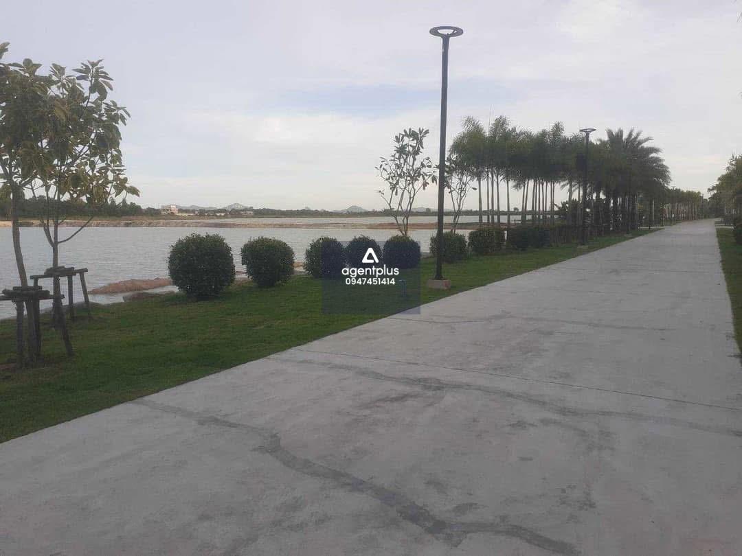 ที่ดินติดอ่างเก็บน้ำซากนอก ทุ่งกลม