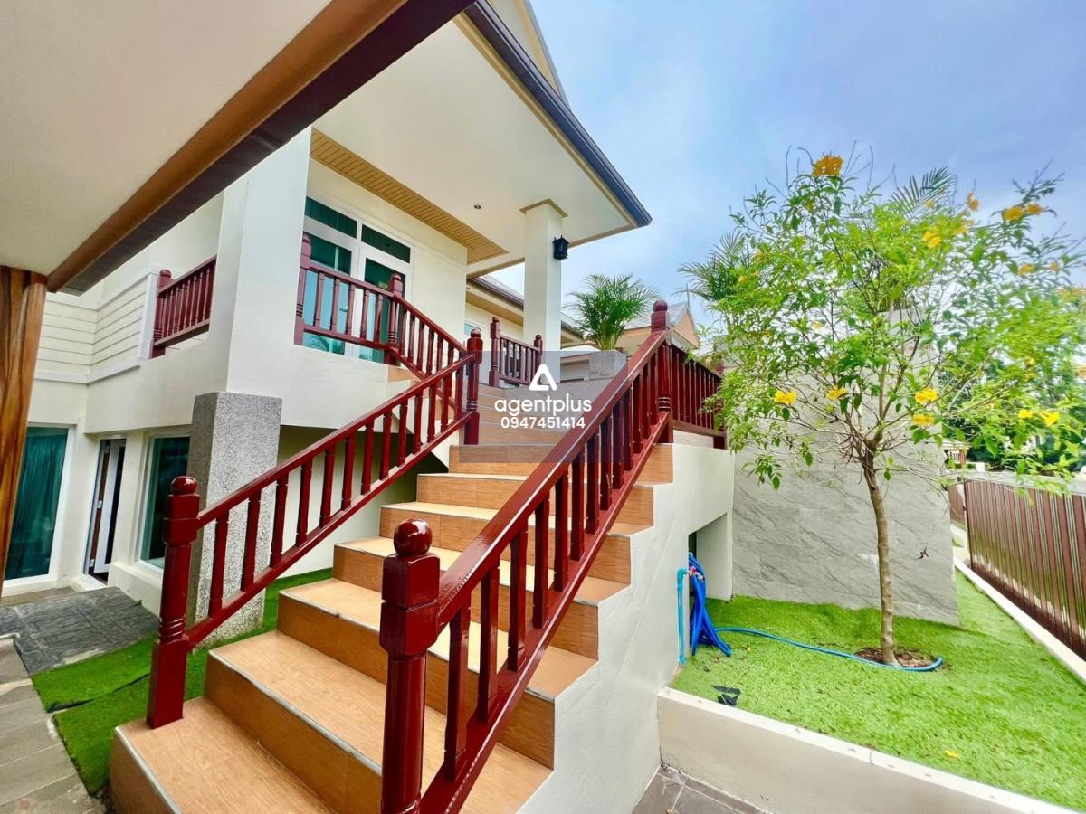 พูลวิลล่าสไตล์ไทยโมเดิร์น  ทำเลสงบเป็นส่วนตัว มีระบบรักษาความปลอดภัยตลอด 24 ชม.