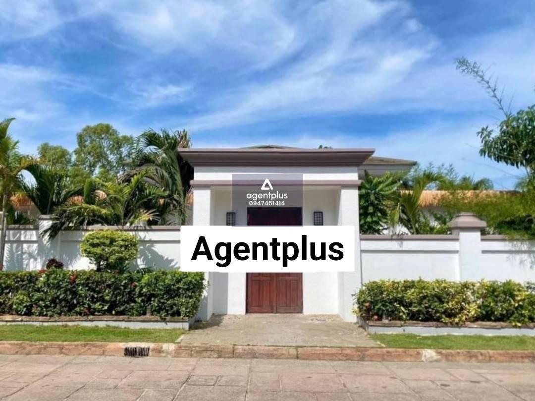 ขาย บ้านพูลวิลล่าสวยในโครงการ ทำเลทอง Siam Royal View Pattaya