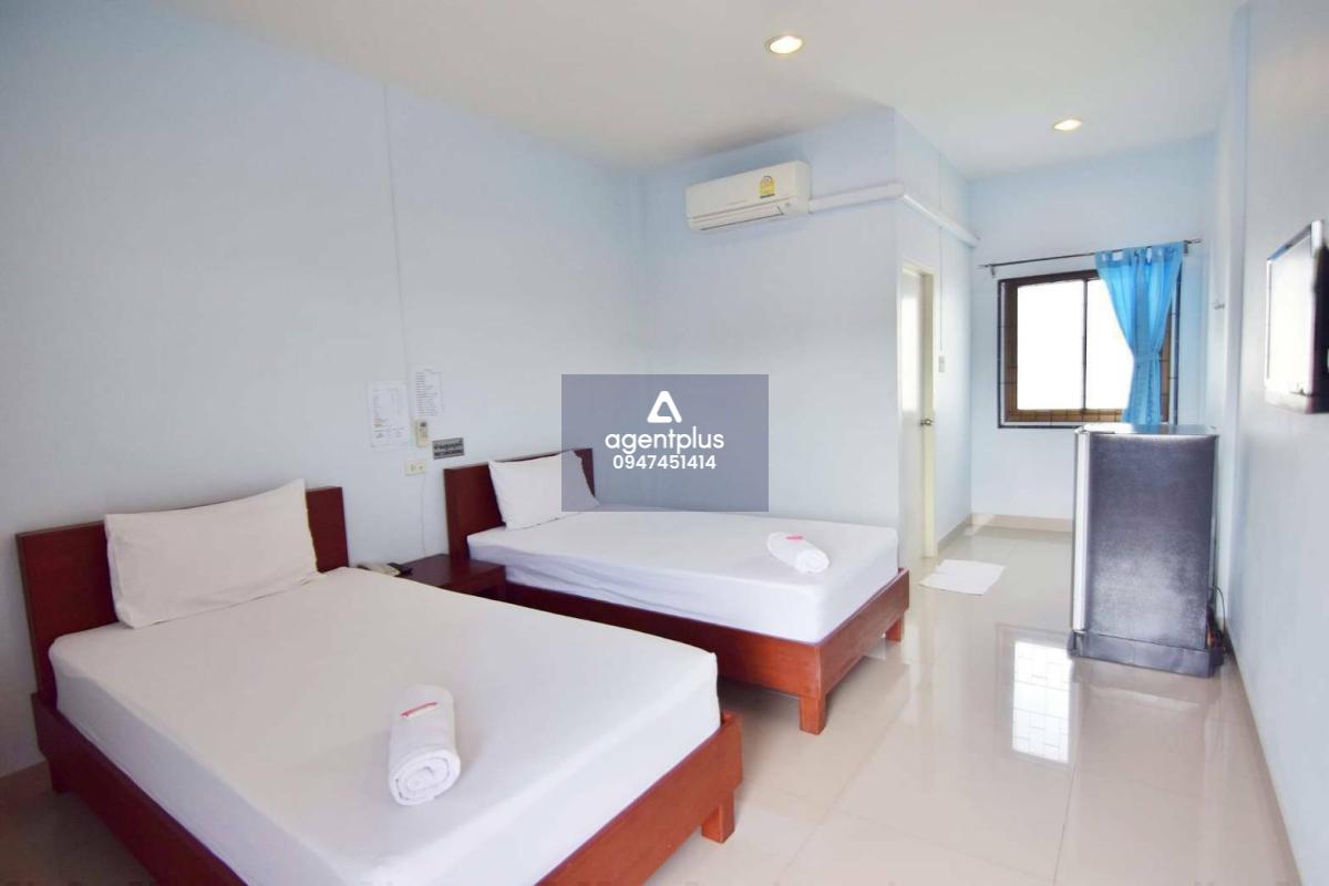 ขายโรงแรมสุดยอดทำเลใจกลางเมืองสัตหีบ ชลบุรี 