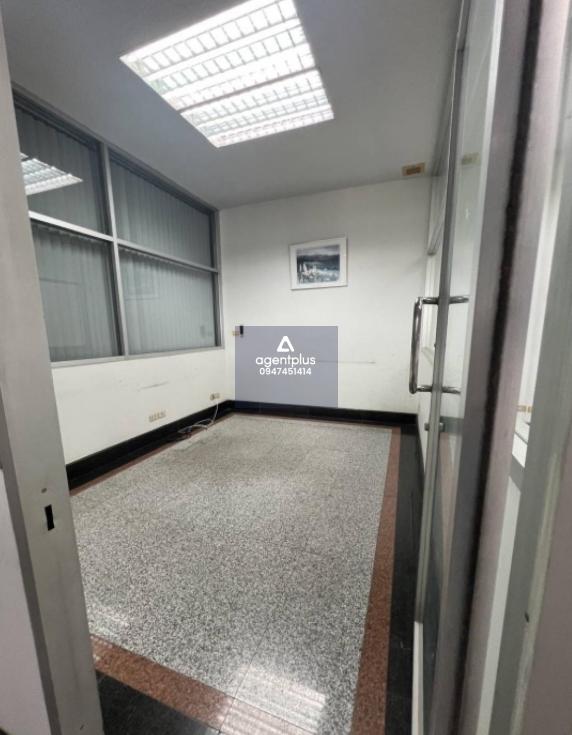 ให้เช่าสำนักงาน 120 ตรม. มหาชัย พร้อมอยู่