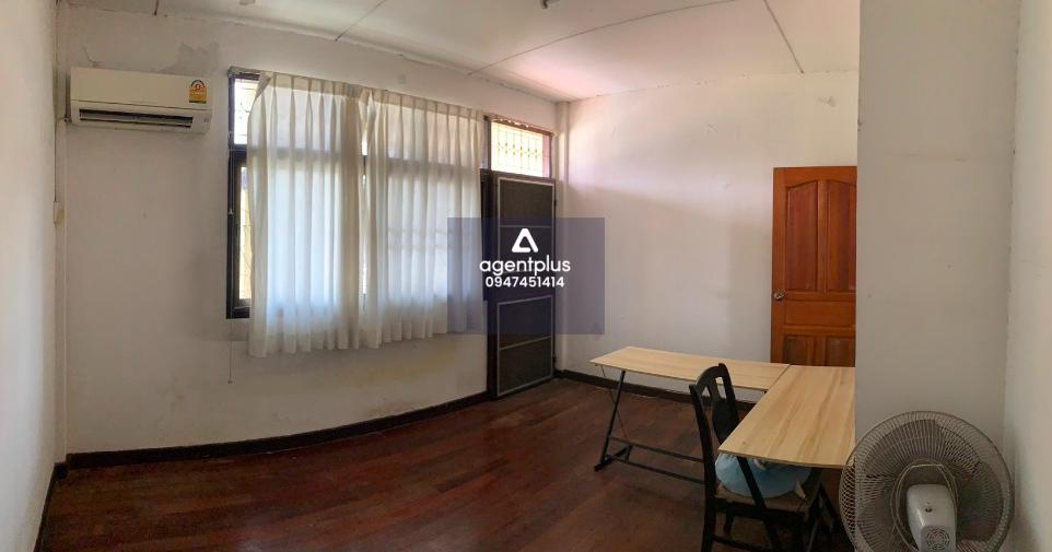 ขายทาว์เฮ้าส์ 2 ชั้น ใกล้บิ๊กซี่ วงศ์สว่าง ซอย กรุงเทพ-นนทบุรี 39