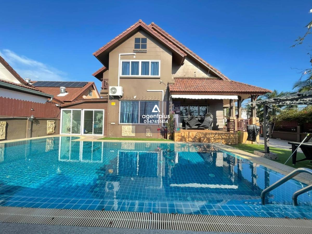 บ้านว่างให้เช่า บ้านในโครงการ Central Park หนองกระบอก พัทยา 