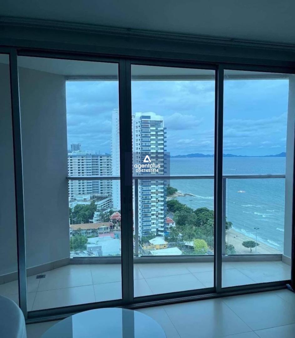 Cetus Beachfront Pattaya 