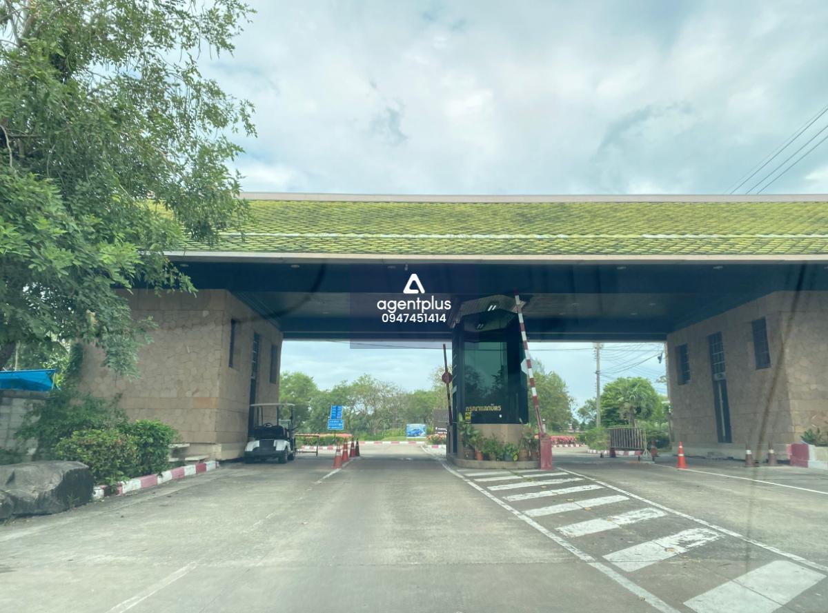 ขายที่ดินเปล่า – วินด์เซอร์ปาร์ค แอนด์ กอล์ฟคลับ ทำเลดี ใกล้สนามกอล์ฟ สภาพแวดล้อมร่มรื่น เหมาะสร้างบ้านพักส่วนตัว รีสอร์ท หรือโครงการลงทุน