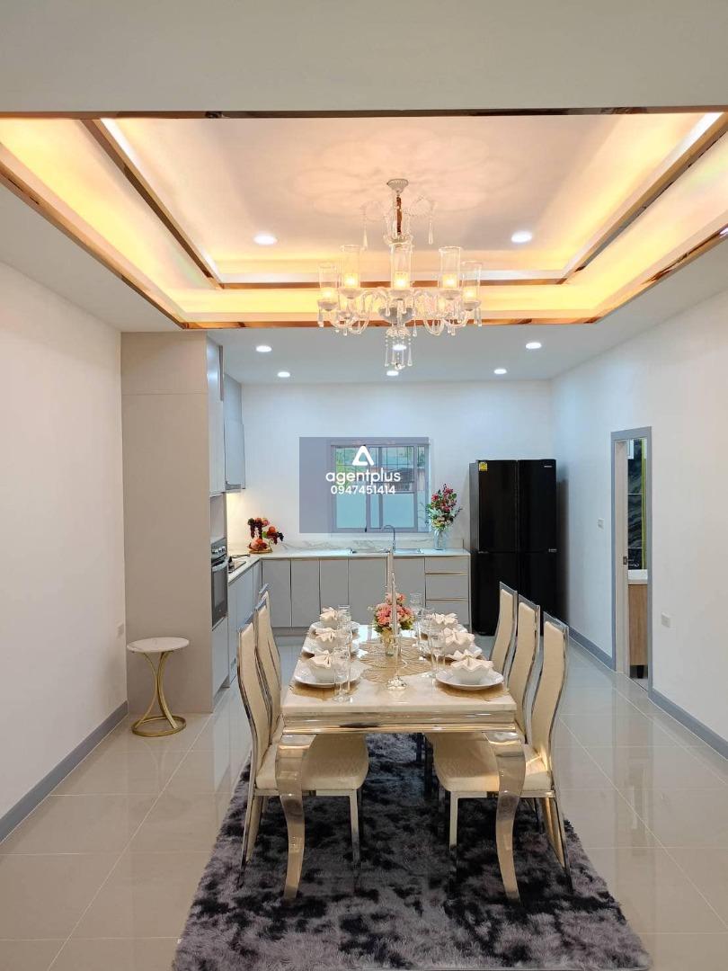 บ้านพูลวิลล่าราคพิเศษ บ้านสวยพร้อมเข้าอยู่ ใกล้อ่างมาบประชัน หมู่บ้านนทีกานต์  พัทยา