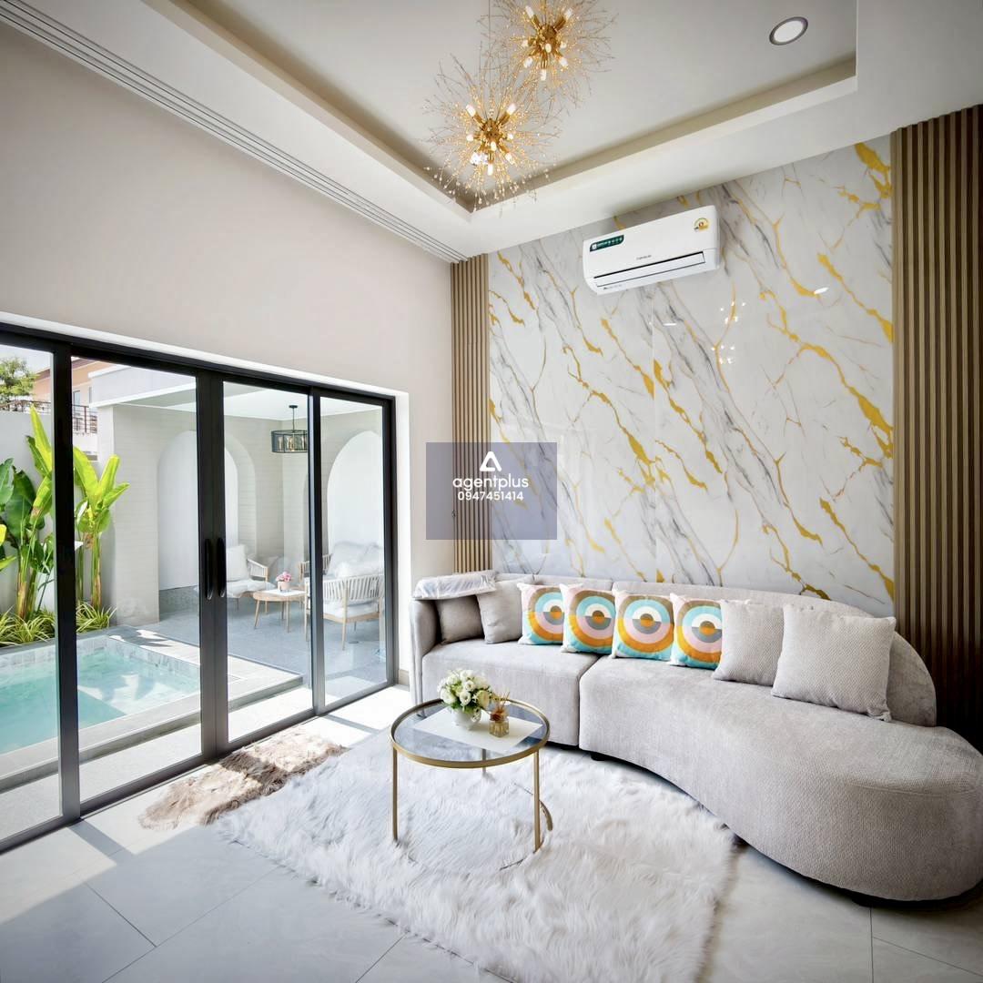 พูลวิลล่า ห้วยใหญ่_จอมเทียน: บ้านในโครงการ ติดถนนสุขุมวิท