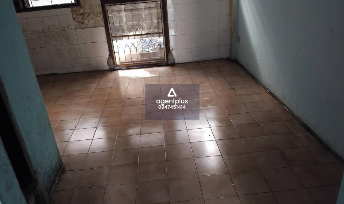 ทาวน์เฮ้าส์ 2 ชั้น หมู่บ้านรังสิต-เรสซิเด้นท์ ใกล้สิ่งอำนวยความสะดวก ถนนรังสิต-ปทุมธานี