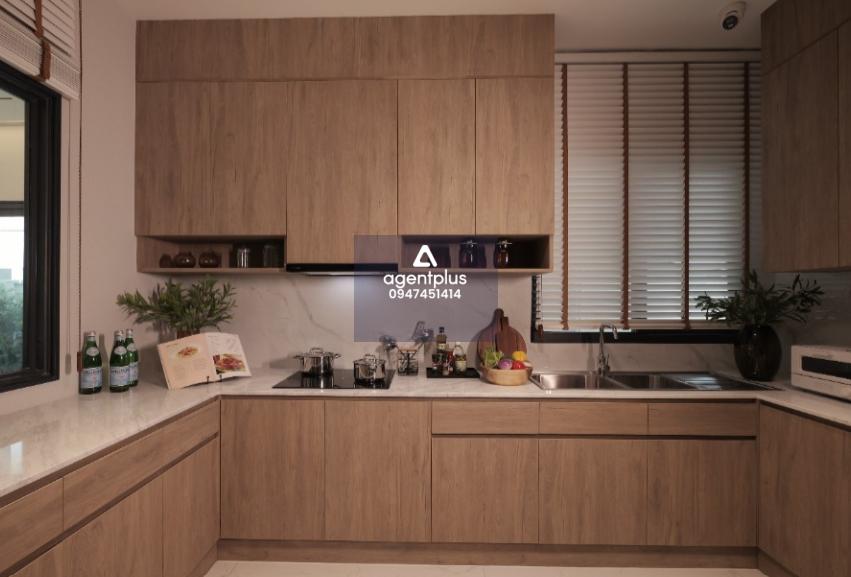 ขาย บ้าน The Lavish สุขุมวิท19 - พัทยาเหนือ การเดินทางสะดวก