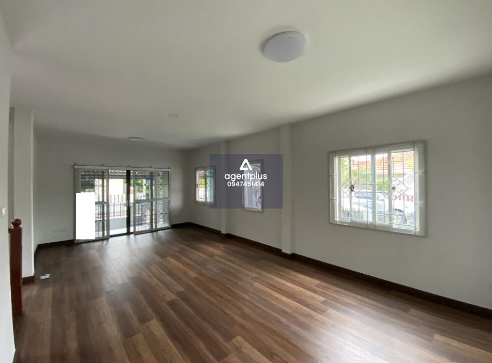 บ้านเดี่ยว 2 ชั้น โครงการมารวย 1 ทำเลดีโครงการใกล้ถนนใหญ่ เดินทางเข้า-ออกสะดวก สิ่งอำนวยความสะดวกครบครัน