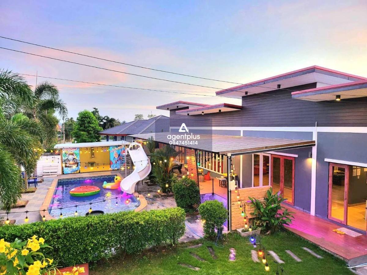 บ้านพูลวิลล่าให้เช่า พร้อมสระว่ายน้ำส่วนตัว | Heartbeat Loft Chill พูลวิลล่าสไตล์ลอฟท์