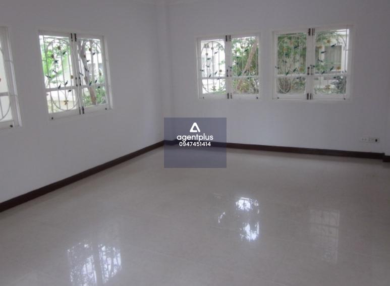 บ้านเดี่ยว 2 ชั้น วิจิตราธานี บางนา-ตราด ทำเลที่สะดวกต่อการเดินทาง โดยสามารถเข้า-ออกได้จาก ถนนบางนา-ตราด (ทางหลวงหมายเลข 34)