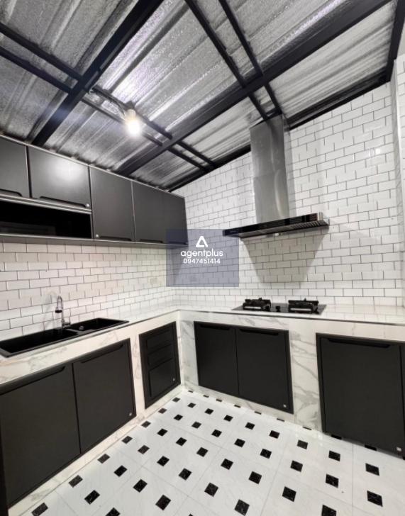 ขายด่วน โฮมออฟฟิศ หมู่บ้าน บิสทาวน์ พระราม3-สุขสวัสดิ์ 4 ชั้น