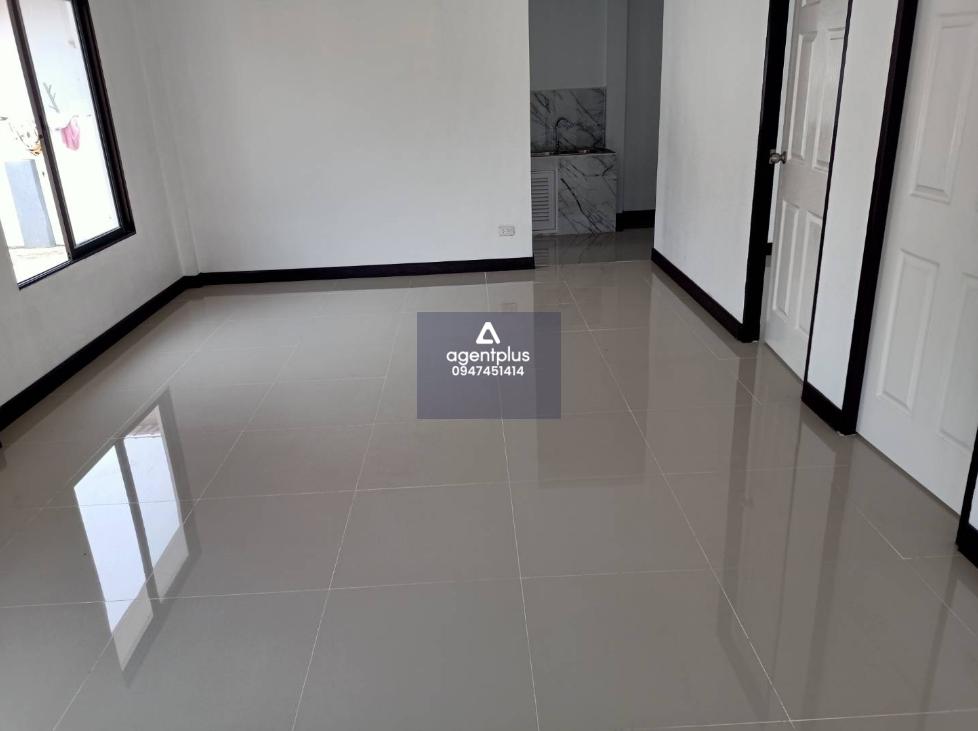 บ้านเดี่ยว โครงการบ้านชื่นสุข 11 บ้านฉาง ปรับปรุงใหม่ ทำเลดี เดินทางสะดวก อยู่ในแหล่งชุมชน อยู่ระหว่างถนนสุขุมวิทและ ทล.36