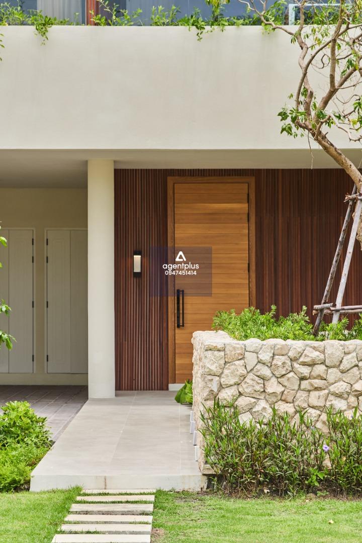 โครงการบ้านหรู ที่ตั้งอยู่ในทำเล ที่สะดวกสบายพร้อมการออกแบบที่ทันสมัย 