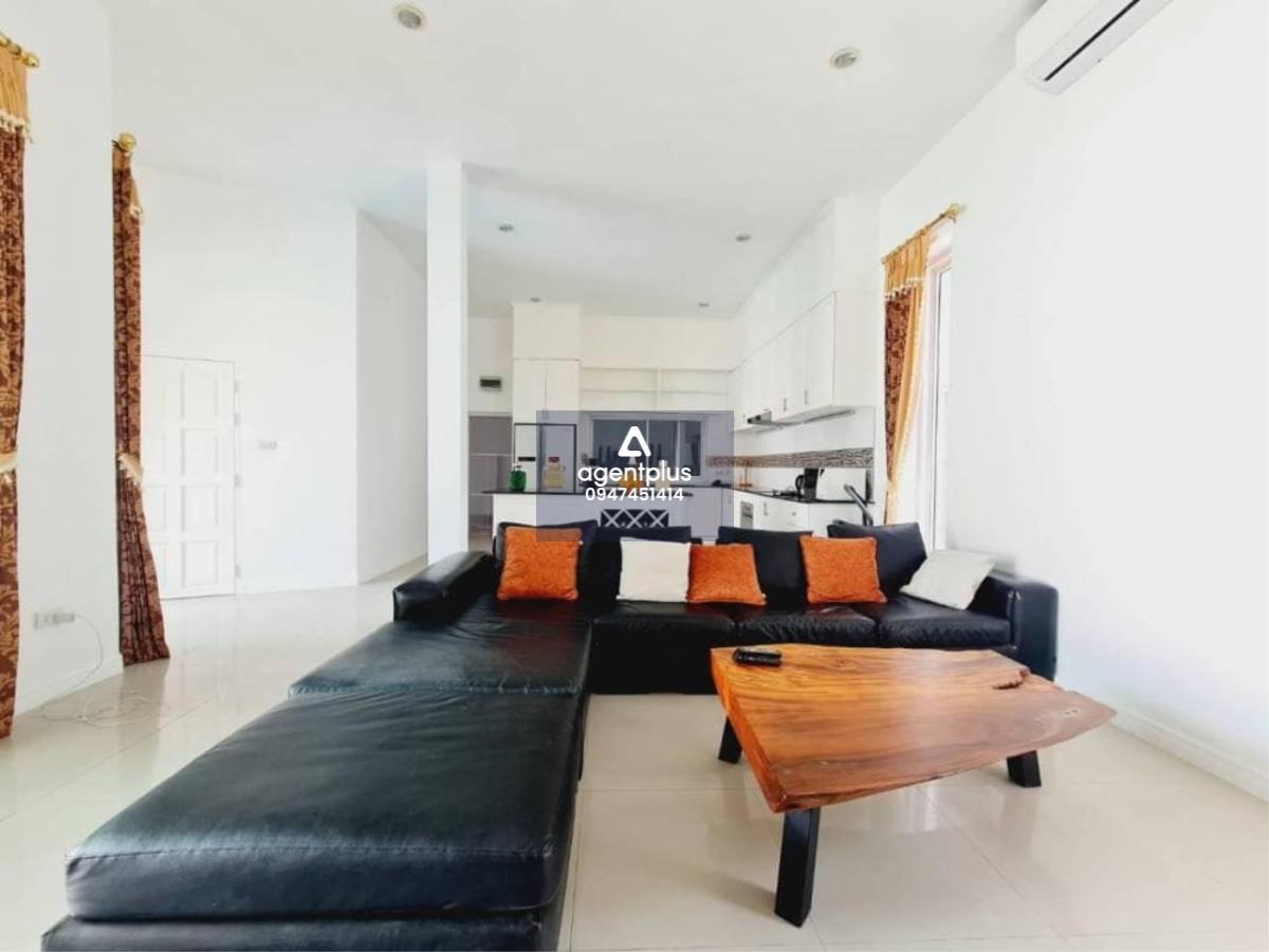 ขายพูลวิลล่าพร้อมสระว่ายน้ำขนาดใหญ่  สามารถเช่าพูลวิลล่า ซอยเขาตาโล พัทยา