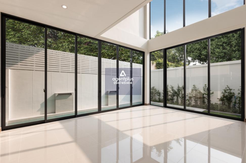 WINSTON The Private Residence Collection  (วินสตัน เดอะ ไพรเวท เรซิเดนซ์ คอลเลกชั่น) บ้านเดี่ยว 3 ชั้น ถูกที่สุดในเมืองทอง ยูนิตสุดท้าย!! ใจกลางเมืองทองธานี 800 เมตรถึงทางด่วน ใกล้รถไฟฟ้าสายสีชมพู