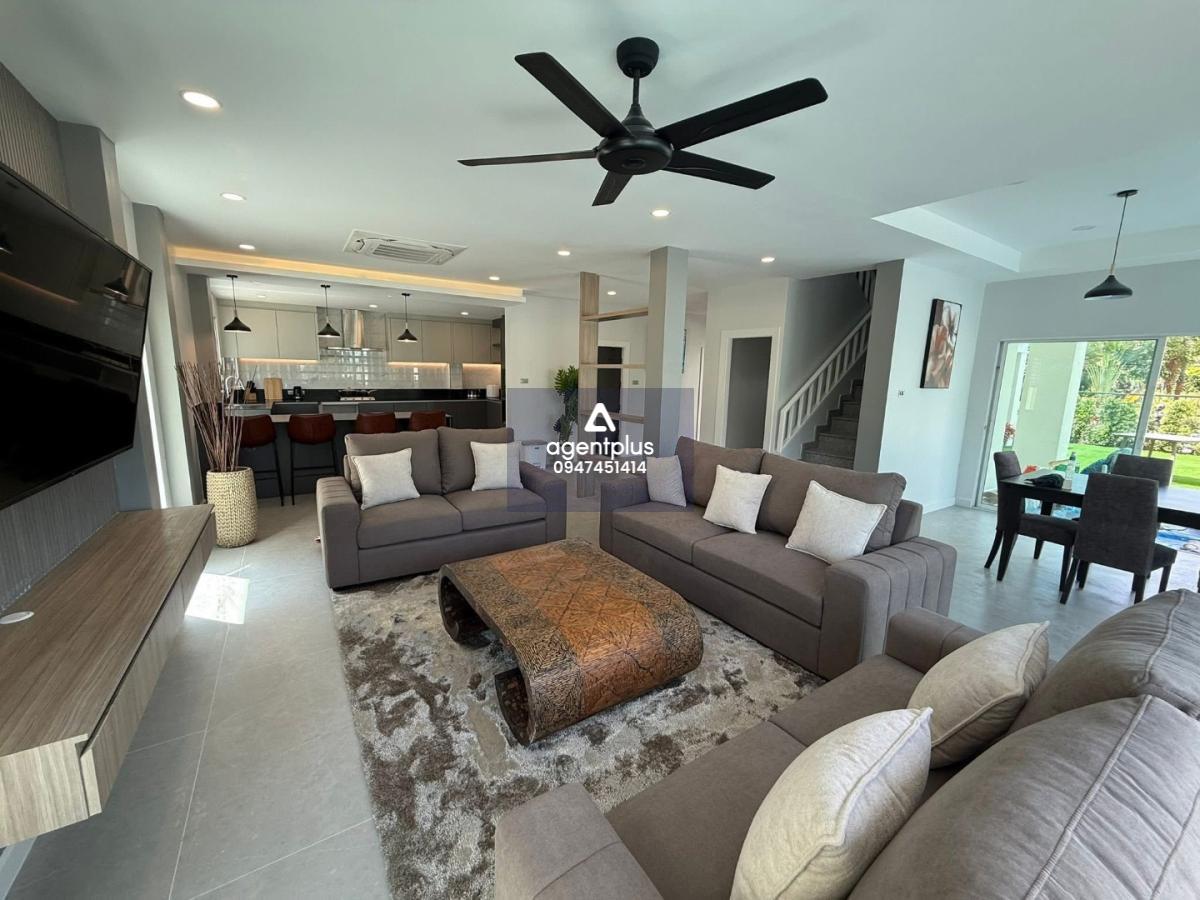 *วิลล่าหรูพร้อมสระว่ายน้ำ ในโครงการ Greenfield Villas 1 พร้อมเข้าอยู่ทันที! บ้านรีโนเวทใหม่ ชลบุรี