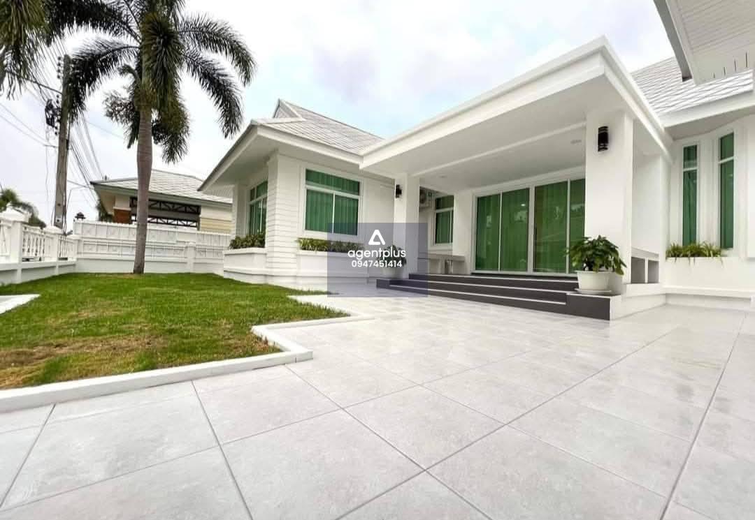 ให้เช่าบ้าน อึสตินี่พาร์ค 2  ซอยสยามคันทรีคลับ พัทยา