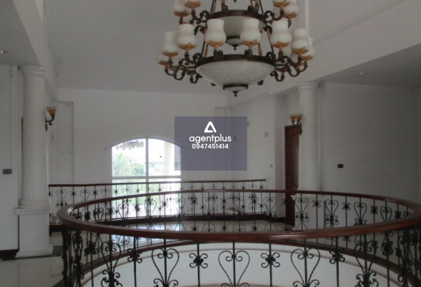 ขาย บ้านเดี่ยว 2 ช้ัน หลังใหญ่ พุทธมณฑล 