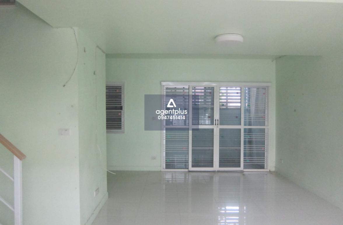 ขายด่วนทาวน์เฮ้าส์ 2 ชั้น โครงการเดอะคอนเนค 20 วัชรพล-เพิ่มสิน ถนนสายไหม ใกล้สิ่งอำนวยความสะดวก