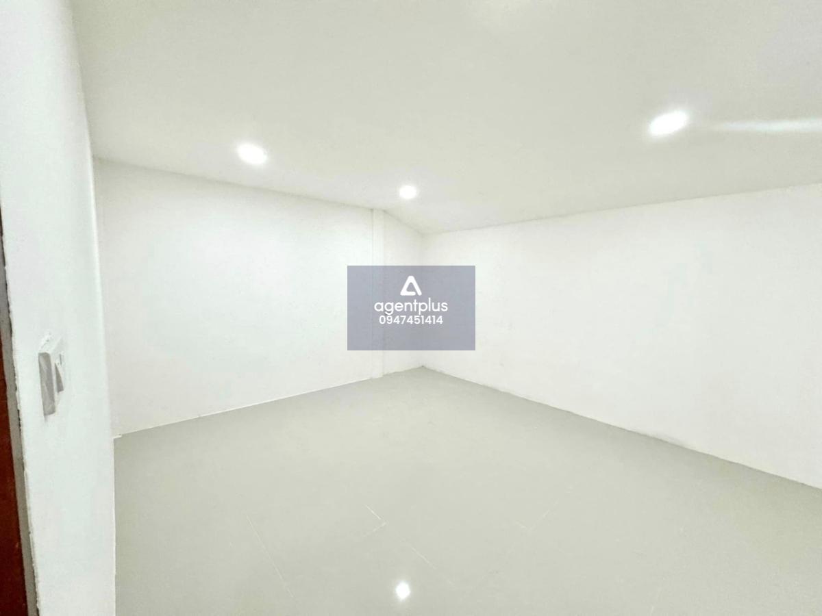 #บ้านเดี่ยว ราคาพิเศษ รีโนเวทใหม่ทั้งหลัง สร้างเต็มเนื้อที่ใช้สอย ซอยเนินพลับหวาน ม.พัทยารุ่งเรืองซอย 15 พัทย