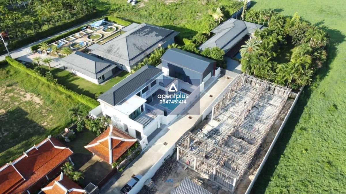 ขายบ้านพร้อมสระ โรงจอดรถ Workshop โลเคชั่นดี