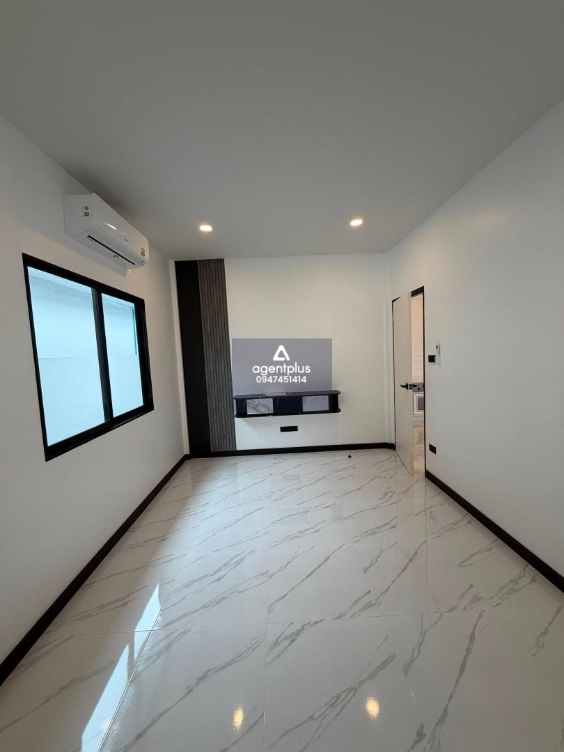 บ้านเดี่ยวรีโนเวท พัทยารุ่งเรือง ซอยเนินพลับหวาน 