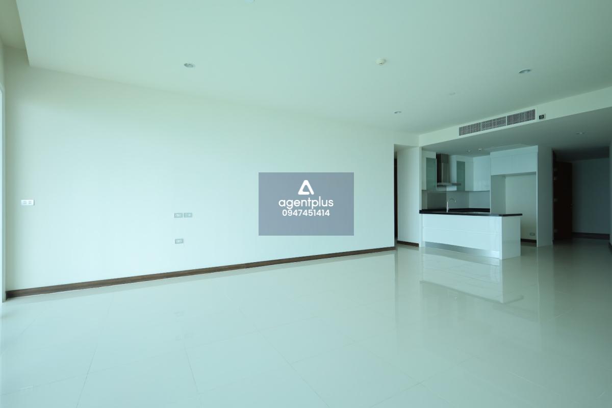 คอนโดห้องใหญ่ ทำเลดีโครงการติดหน้าหาด วิวดี วิวทะเล โมเวนพิค ไวท์ แซนด์ บีช พัทยา