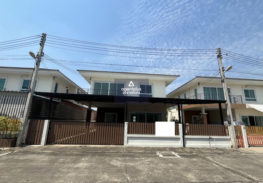 บ้านเดี่ยว โครงการปัถยะกร ราชบุรี ปรับปรุงใหม่ บ้านเดี่ยว 2 ชั้น ทำเลดีในแหล่งชุมชน ห่างจากถนนราชบุรี-ผาปกประมาณ 150 เมตร เดินทางเข้า-ออกสะดวก