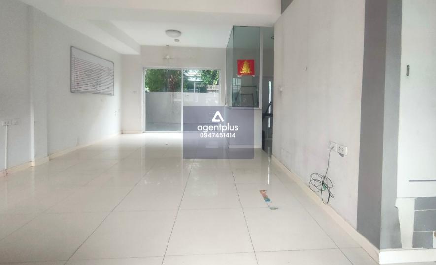 ขาย ทาวน์เฮ้าส์ โครงการอินดี้ ศรีนครินทร์-ร่มเกล้า 