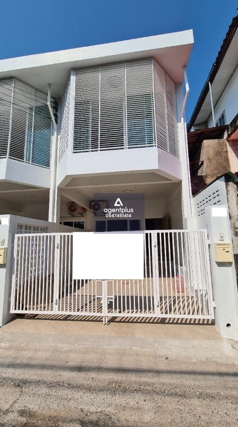 ทาวน์เฮ้าส์ 2 ชั้น ทำเลดี การคมนาคมสะดวก