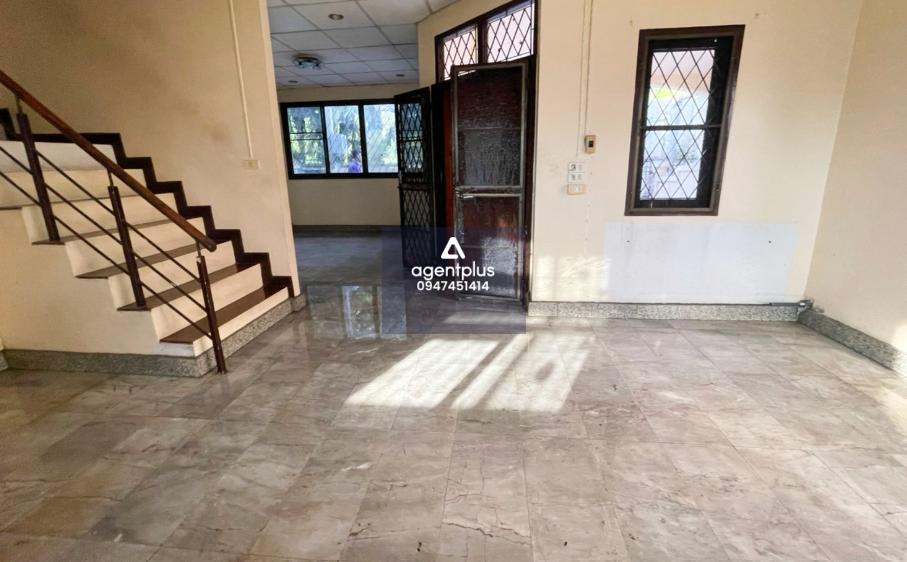 ขาย ทาวน์เฮ้าส์ โครงการพิบูลย์ ทำเลดี โครงการอยู่ติดถนนพิบูลสงคราม เดินทางเข้า–ออกสะดวก