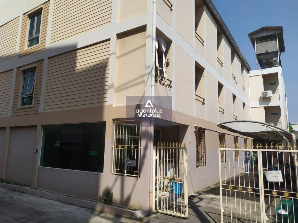 ขายอพาร์ตเมนต์ 3 ชั้น ใกล้หาดบางแสน–ม.บูรพา รายได้ดี ทำเลทอง!