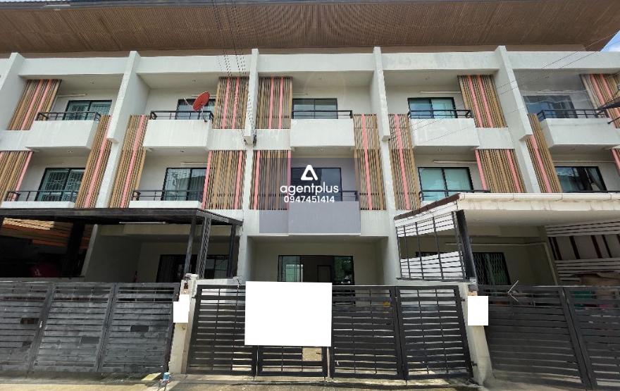 ขาย ทาวน์เฮ้าส์ 3 ชั้น โครงการเดอะ ซิมโฟนี่